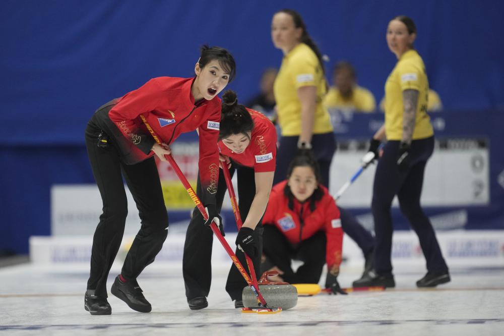 莱顿东方官方:足总杯第三轮对德比郡一战延期至1月14日.